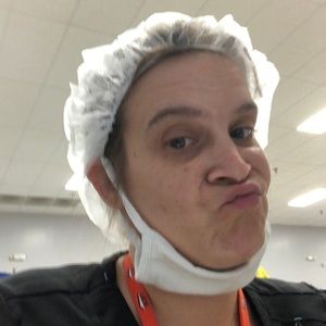 Meet your Posher, April